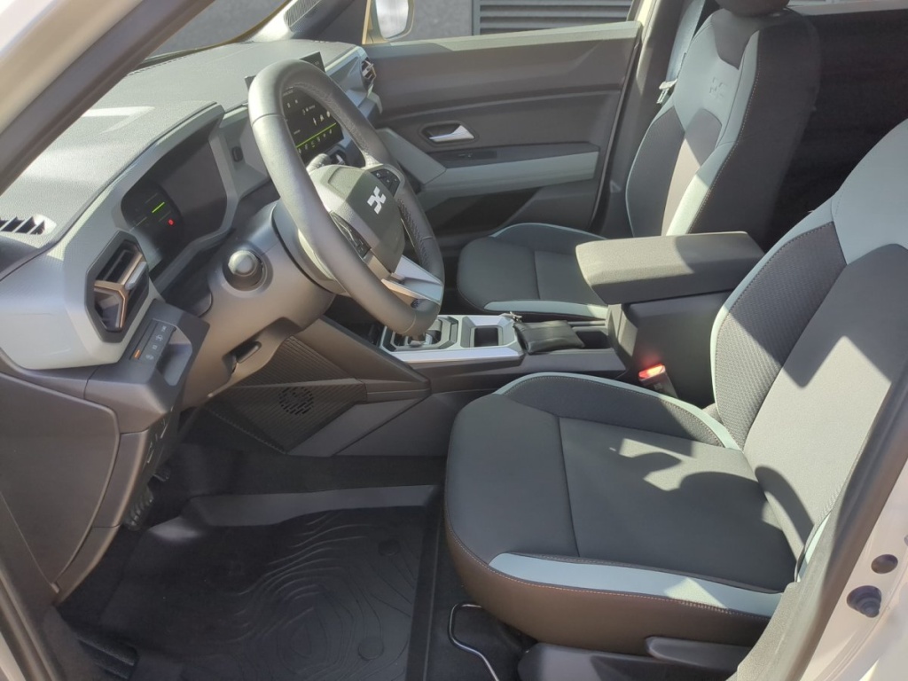 DACIA Duster Extreme Full-Hybrid 155 - ref: 7-70067 - Photo 4