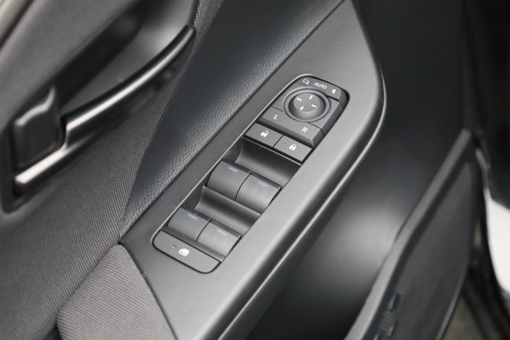 TOYOTA C-HR Teamplayer 2.0 Plug-in Hybrid Gasoline 223hp - ref: 7-70102 - Photo 15