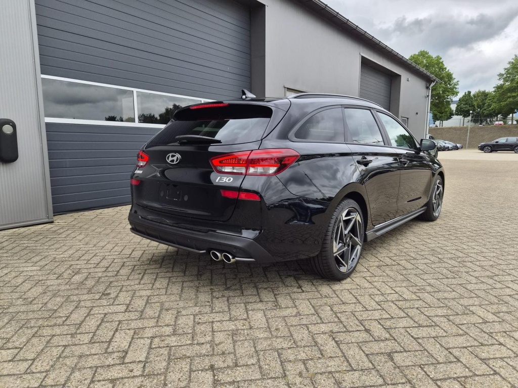 HYUNDAI i30 N-Line 1.6 Gasoline 150hp - ref: 7-70107 - Photo 5