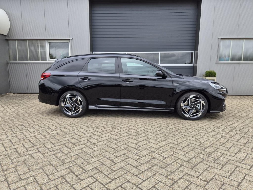 HYUNDAI i30 N-Line 1.6 Gasoline 150hp - ref: 7-70107 - Photo 6