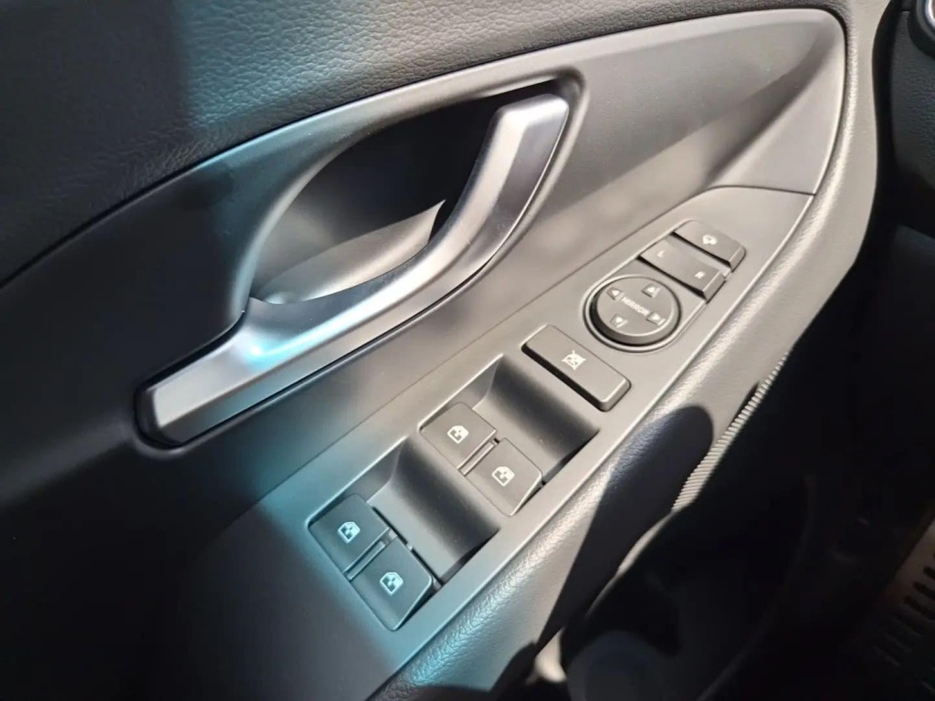 HYUNDAI i30 N-Line 1.6 Gasoline 150hp - ref: 7-70108 - Photo 13