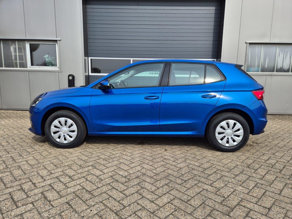 SKODA Fabia Selection 1.0 Gasoline 95hp - ref: 7-70115 - Photo 2