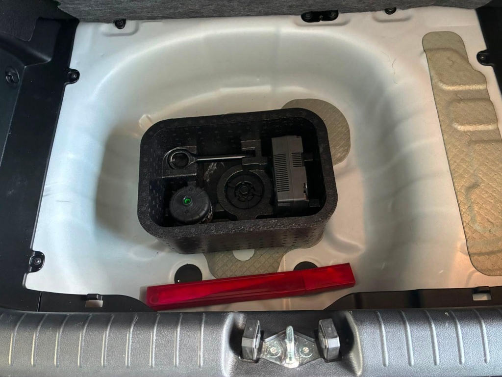 HYUNDAI i20 N-Line 1.2 MPI - ref: 7-70117 - Photo 9