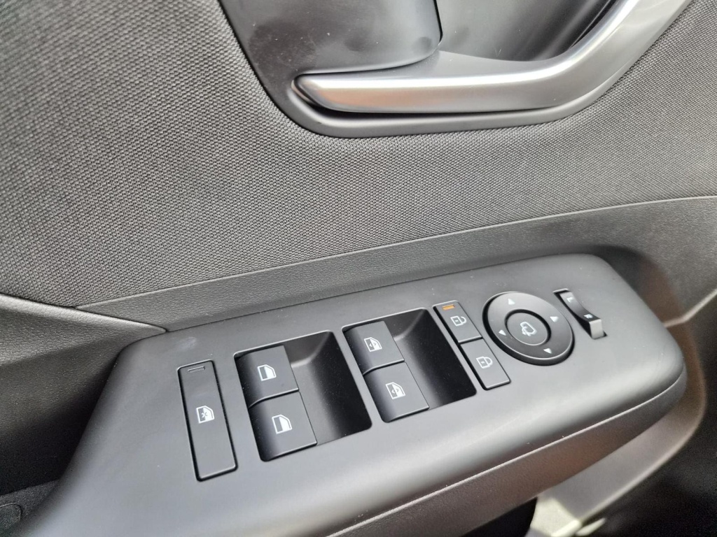 HYUNDAI Kona Trend 1.6 Gasoline 150hp - ref: 7-70340 - Photo 13