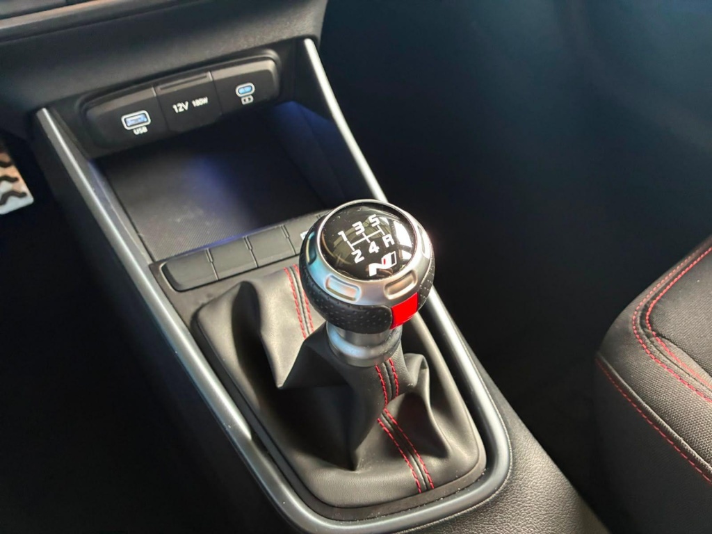 HYUNDAI i20 N-Line 1.2 MPI - ref: 7-70556 - Photo 17