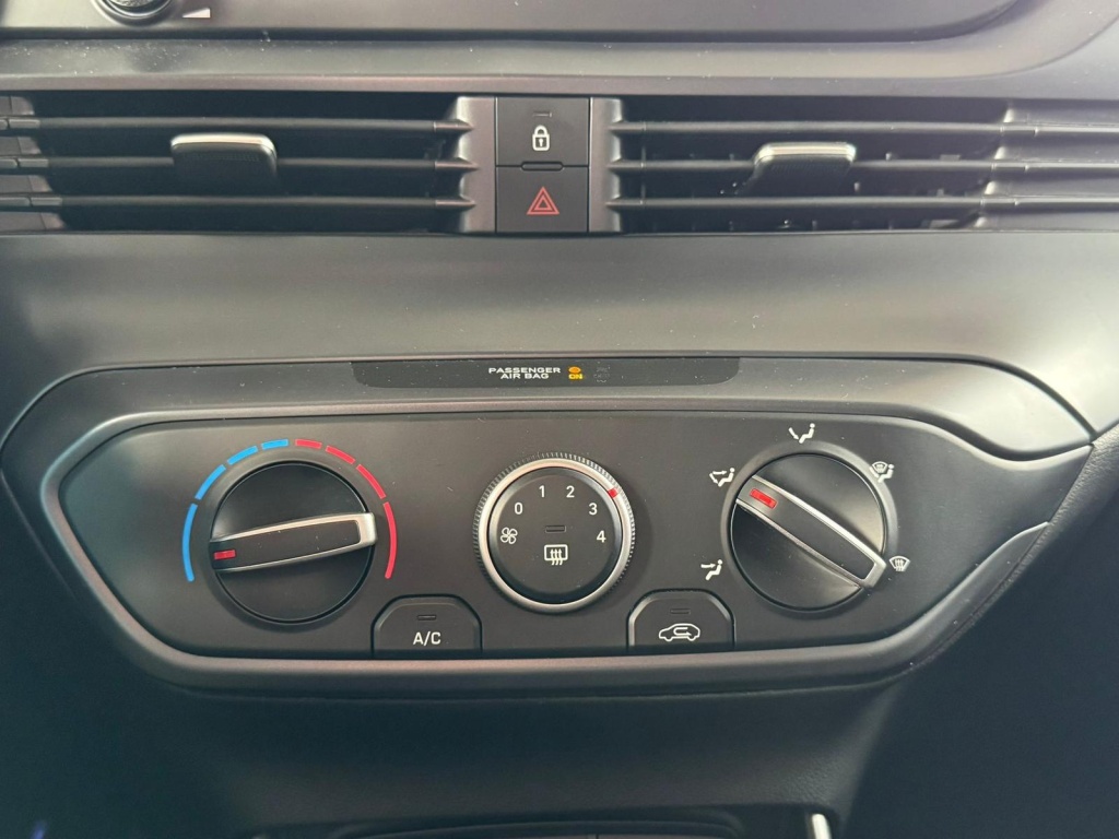 HYUNDAI i20 Comfort 1.0 T-GDI Automatik - ref: 7-70630 - Photo 17