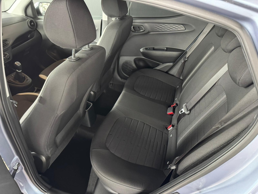 HYUNDAI i10 Comfort MPI 1.0 63PS - ref: 7-70633 - Photo 6