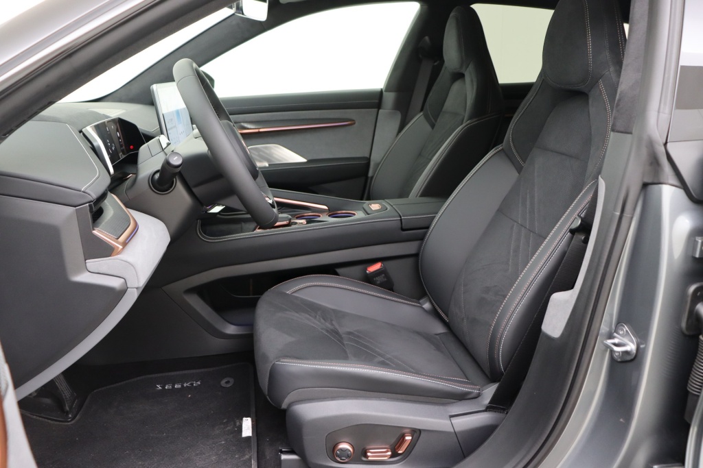 ZEEKR 001 Sport Edition 100 kWh 544 hp AWD - ref: 7-71193 - Photo 13
