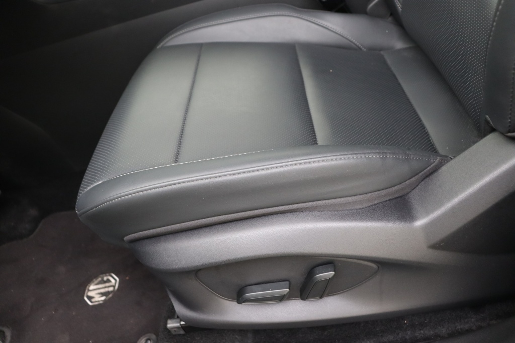 MG ZS Luxury HEV 1.5 6AT FWD - ref: 7-71203 - Photo 15