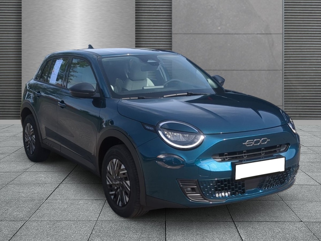 FIAT 600 Pop Mild-Hybrid 81 kW 1.2 110 PS eDCT Automatik - ref: 7-71380 - Photo 1