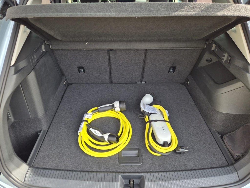 VOLKSWAGEN Tiguan Life 1.5 Plug-in Hybrid Gasoline 204hp - ref: 7-72134 - Photo 9