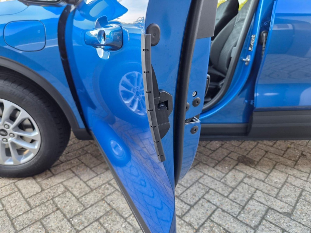 FORD Kuga Titanium 2.5 Plug-in Hybrid Gasoline 242hp - ref: 7-72175 - Photo 13