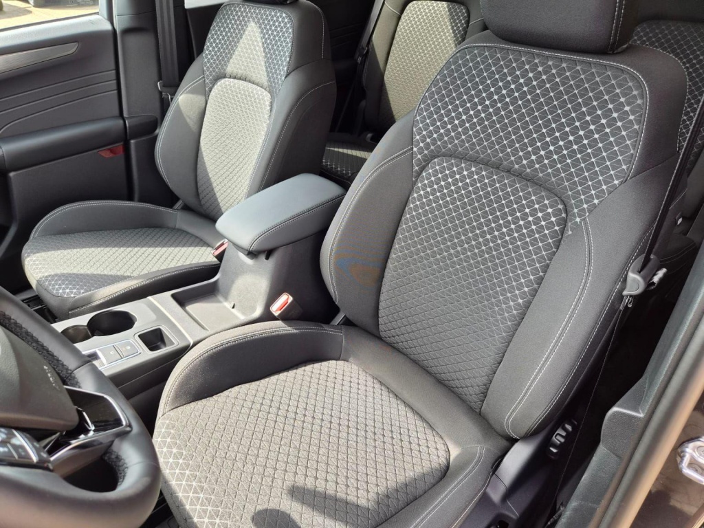 FORD Kuga Titanium 2.5 Plug-in Hybrid Gasoline 242hp - ref: 7-72177 - Photo 13