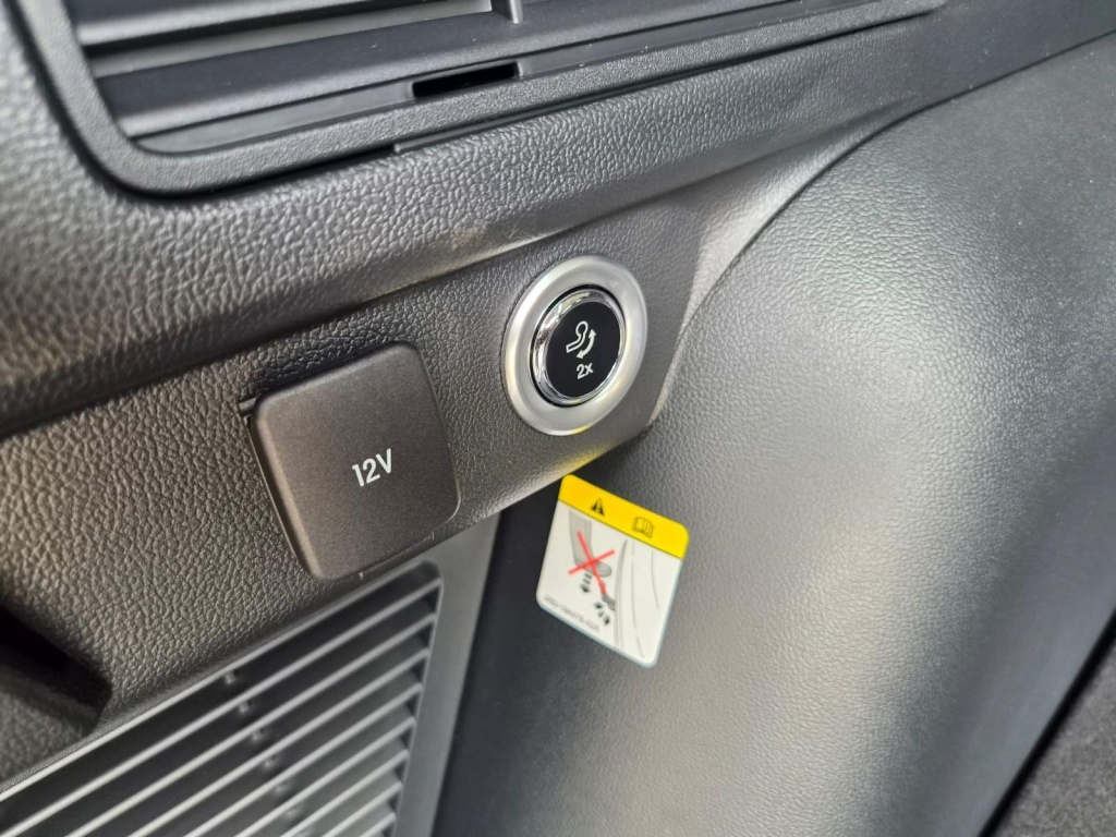 FORD Kuga Titanium 2.5 Plug-in Hybrid Gasoline 242hp - ref: 7-72180 - Photo 10