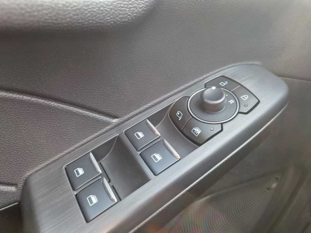 FORD Kuga Titanium 2.5 Plug-in Hybrid Gasoline 242hp - ref: 7-72187 - Photo 14