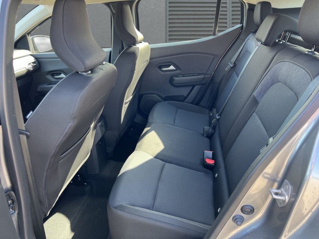 DACIA Sandero Expression / Limited TCe 100 - ref: 7-72352 - Photo 6