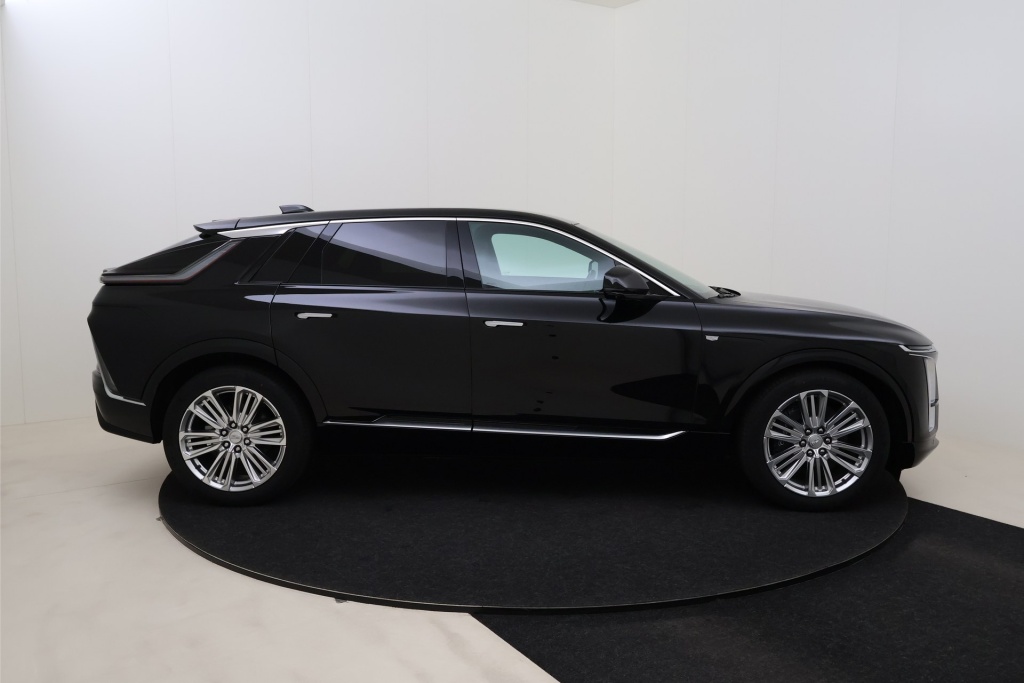 CADILLAC Lyriq Luxury / Pano / (MY25) EV 102 Kwh Aut AWD - ref: 7-72678 - Photo 4