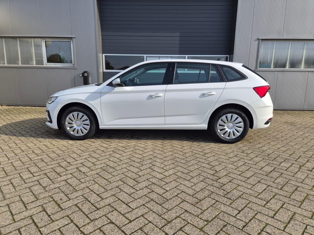 SKODA Scala Selection 1.0 Gasoline 116hp DSG - ref: 7-73014 - Photo 2