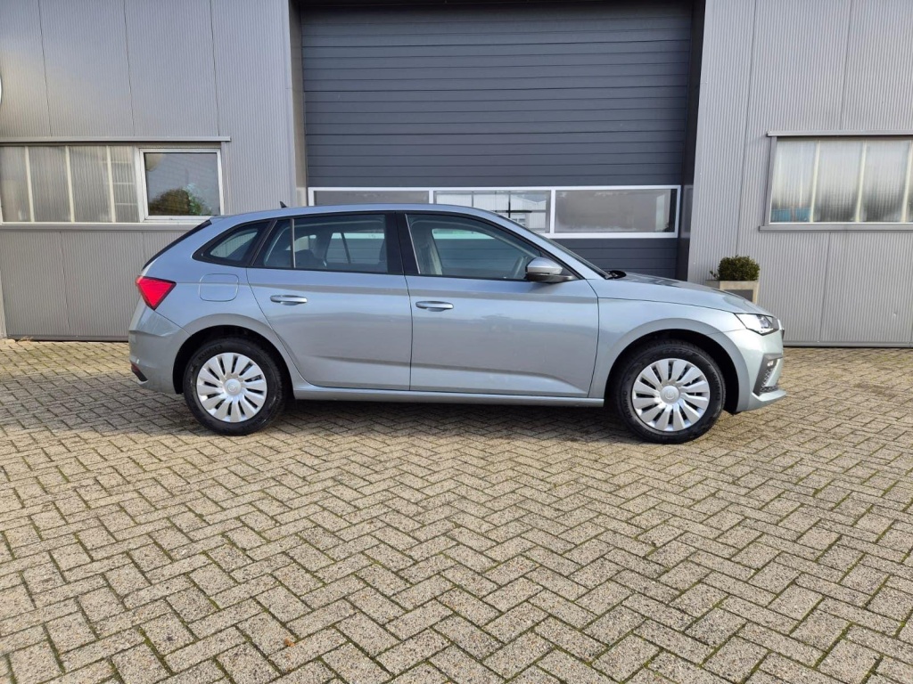 SKODA Scala Selection 1.0 Gasoline 116hp DSG - ref: 7-73016 - Photo 6