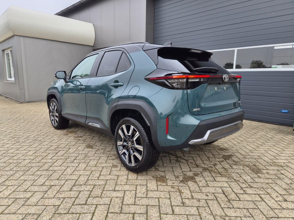 TOYOTA Yaris Style Cross 1.5 Hybrid Electric/Gasoline 131hp - ref: 7-73241 - Photo 3