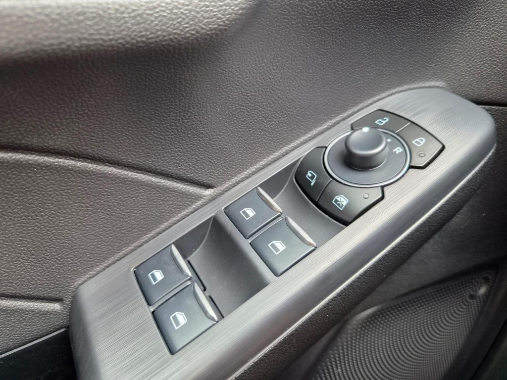 FORD Kuga Titanium 2.5 Plug-in Hybrid Gasoline 242hp - ref: 7-73358 - Photo 16