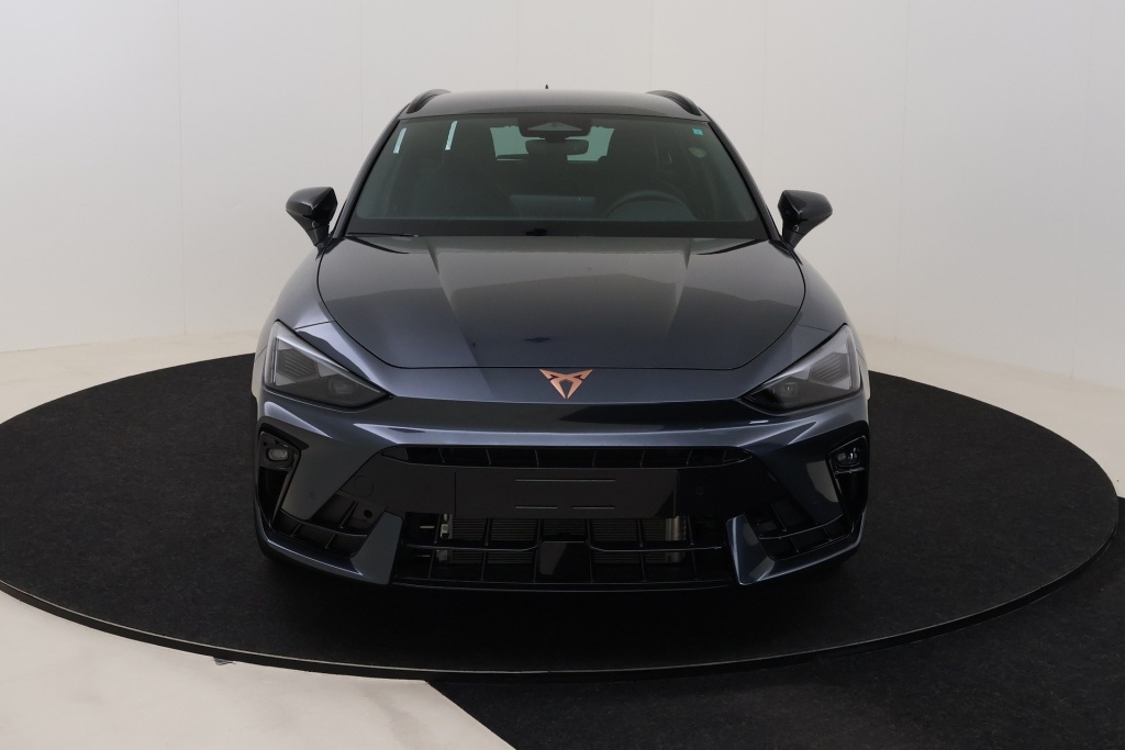 CUPRA Leon Sportstourer Impulse 1,5 eTSI 150 hp DSG7 - ref: 7-73446 - Photo 2