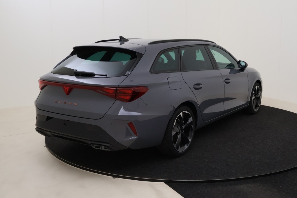 CUPRA Leon Sportstourer Impulse 1,5 eTSI 150 hp DSG7 - ref: 7-73448 - Photo 6