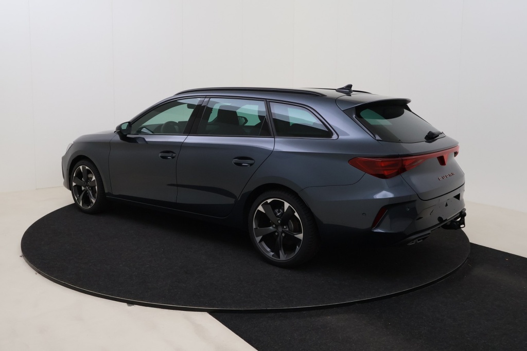 CUPRA Leon Sportstourer Impulse 1,5 eTSI 150 hp DSG7 - ref: 7-73449 - Photo 8