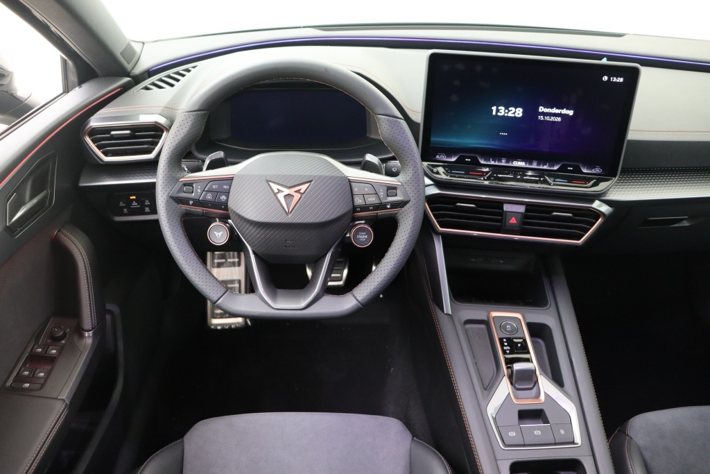 CUPRA Leon Sportstourer Impulse Plus 1,5 eTSI 150 hp DSG7 - ref: 7-73450 - Photo 11