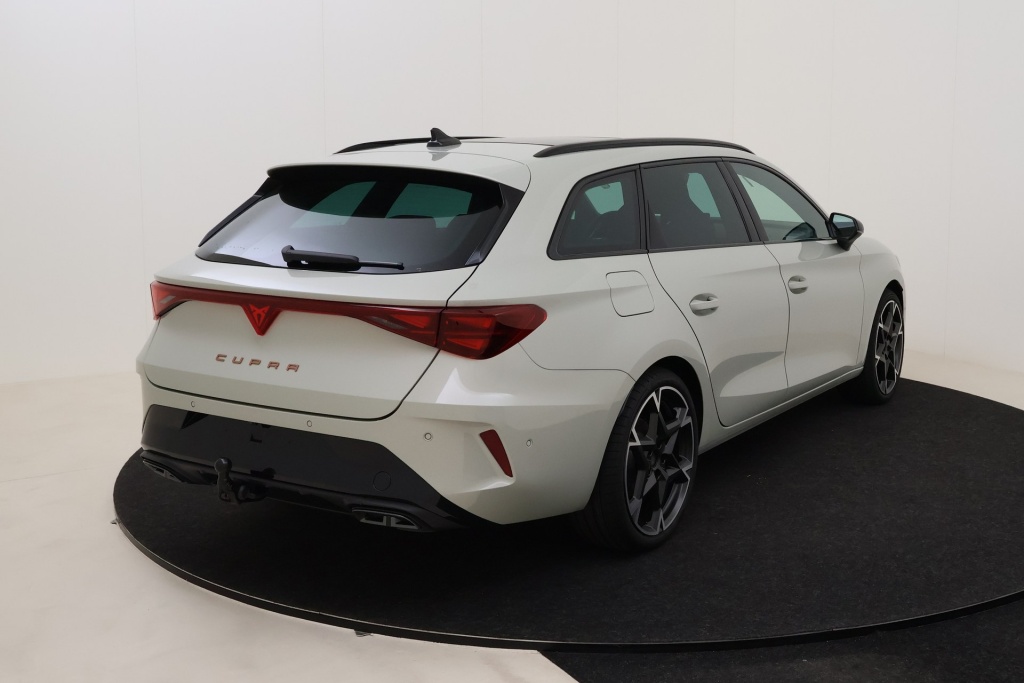 CUPRA Leon Sportstourer Impulse Plus 1,5 eTSI 150 hp DSG7 - ref: 7-73451 - Photo 6