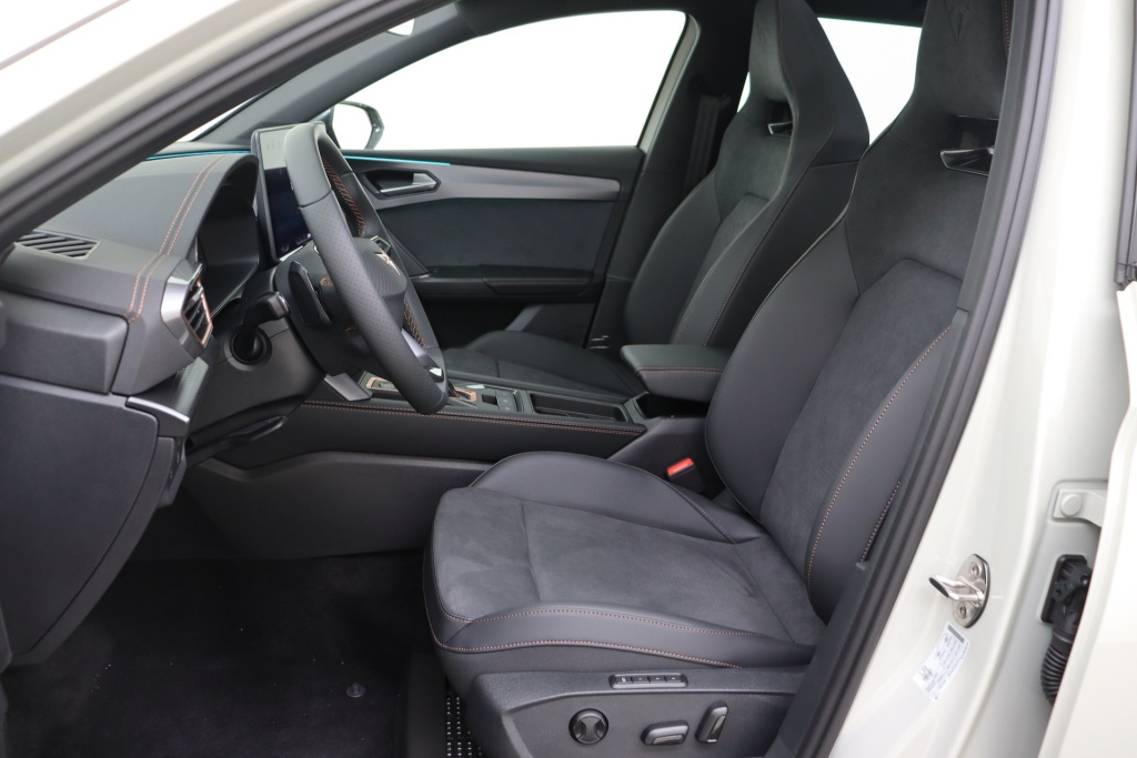 CUPRA Leon Sportstourer Impulse Plus 1,5 eTSI 150 hp DSG7 - ref: 7-73452 - Photo 13