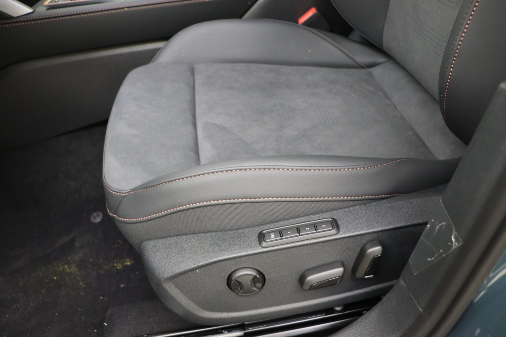CUPRA Leon Sportstourer Impulse e-HYBRID 1,5 e-hybrid 204 hp DSG6 - ref: 7-73454 - Photo 14
