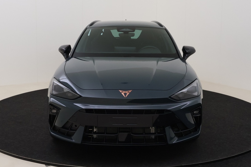 CUPRA Leon Sportstourer Impulse e-HYBRID 1,5 e-hybrid 204 hp DSG6 - ref: 7-73454 - Photo 2