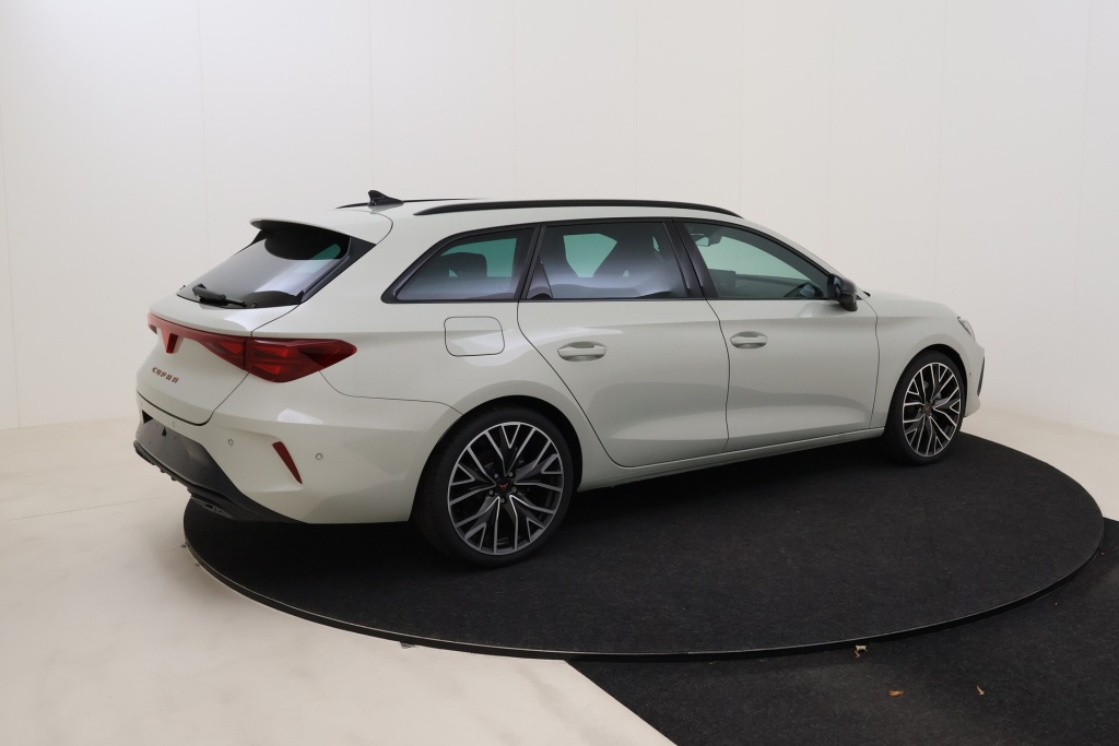 CUPRA Leon Sportstourer Impulse Plus 1,5 eTSI 150 hp DSG7 - ref: 7-73544 - Photo 5