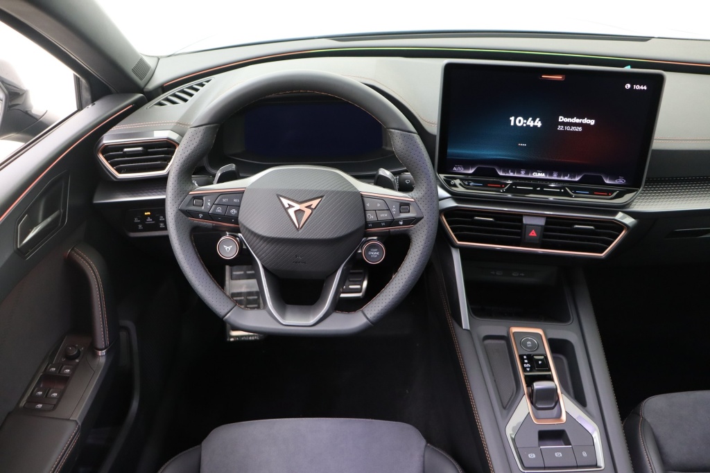 CUPRA Leon Sportstourer Impulse Plus 1,5 eTSI 150 hp DSG7 - ref: 7-73549 - Photo 11