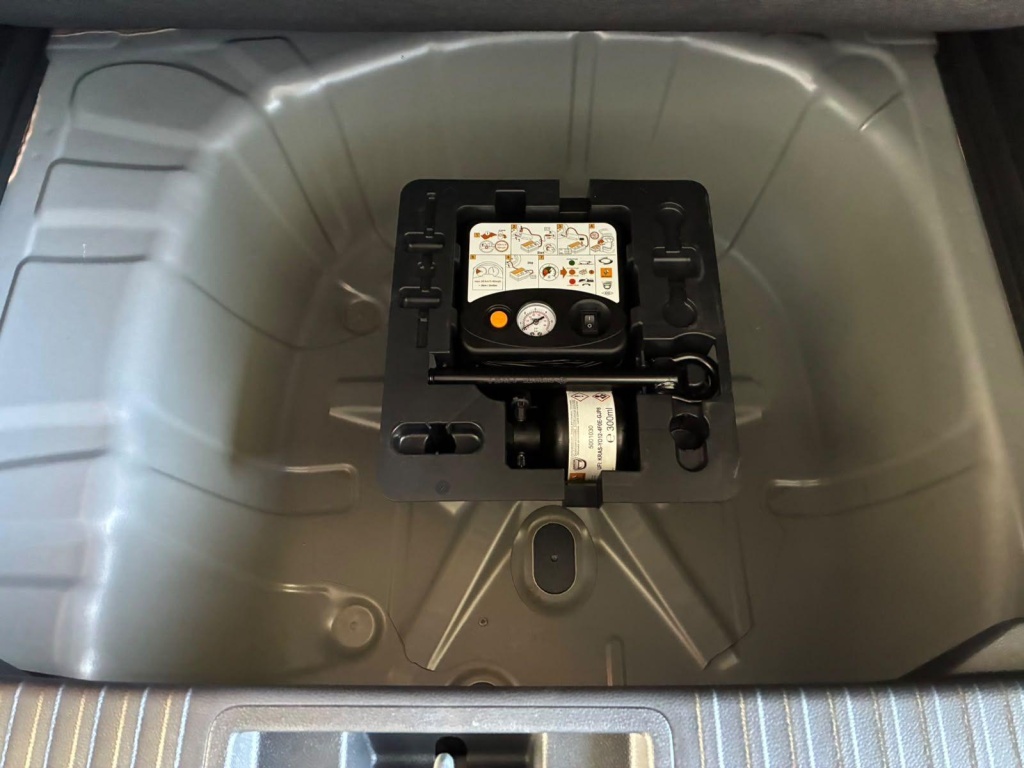 RENAULT Captur Techno TCe 90 1.0 Turbo 6-MT - ref: 7-73729 - Photo 10