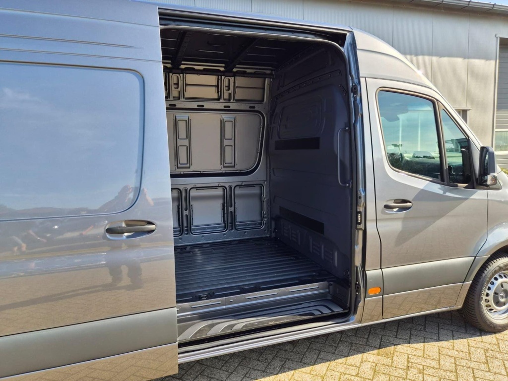 MERCEDES Sprinter L2H2 2.0 Diesel 170hp - ref: 7-74480 - Photo 11