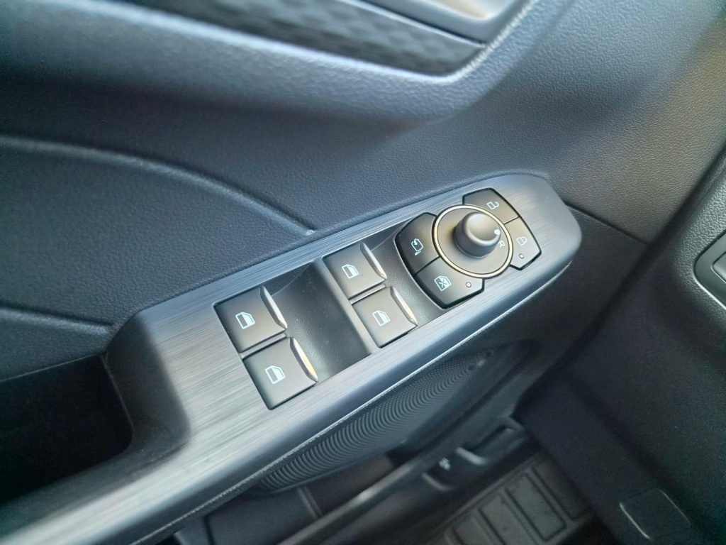 FORD Kuga Titanium 2.5 Plug-in Hybrid Gasoline 242hp - ref: 7-74553 - Photo 16