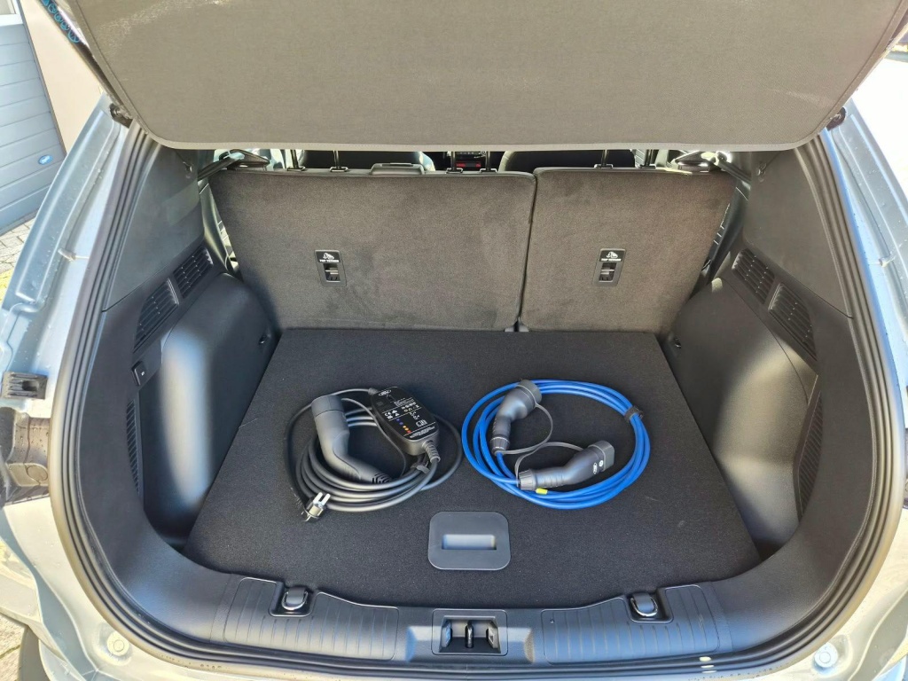FORD Kuga Titanium 2.5 Plug-in Hybrid Gasoline 242hp - ref: 7-74554 - Photo 11