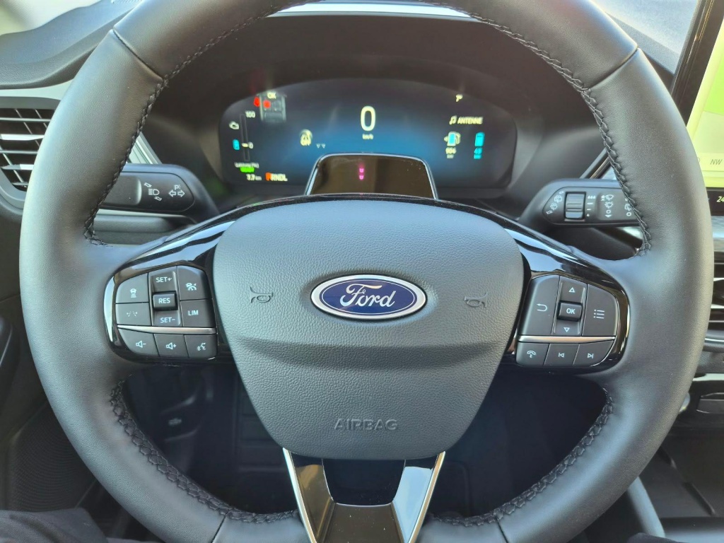 FORD Kuga Titanium 2.5 Plug-in Hybrid Gasoline 242hp - ref: 7-74554 - Photo 18