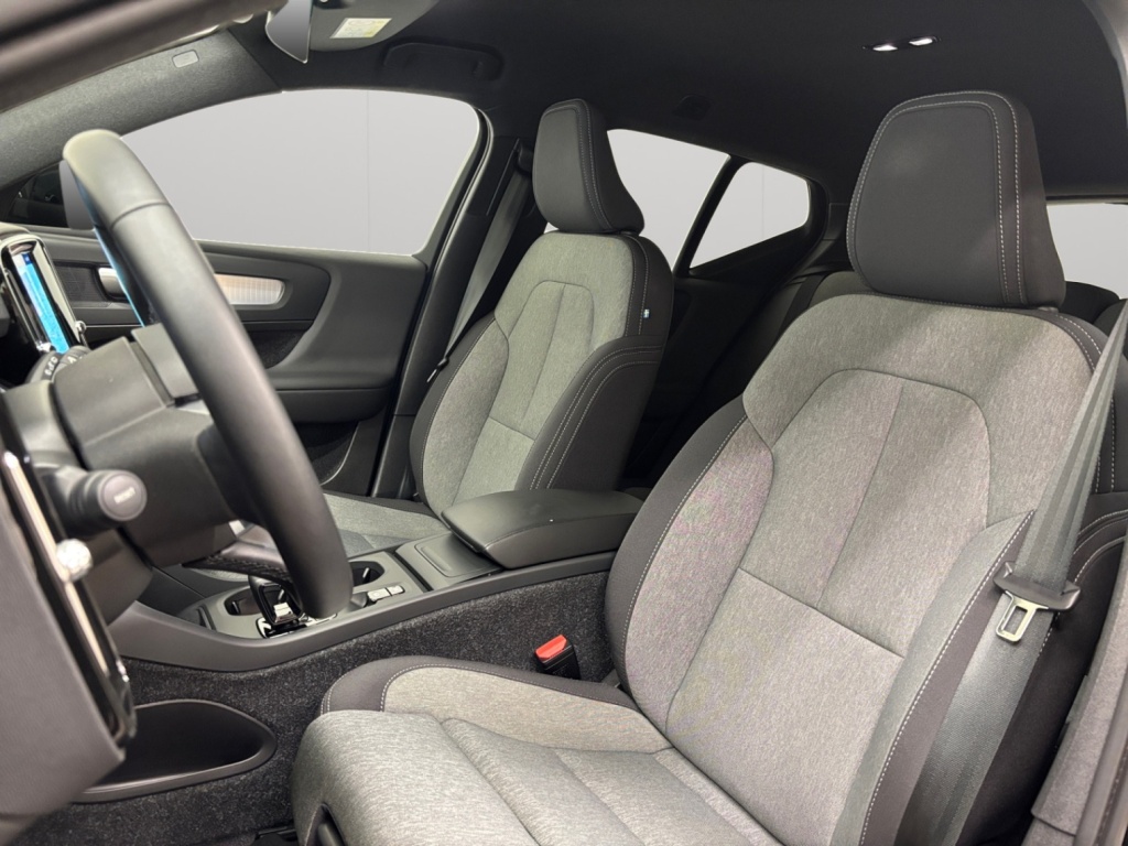 VOLVO XC40 Core DCT 2.0 B3 Mild Hybrid - ref: 7-75178 - Photo 5