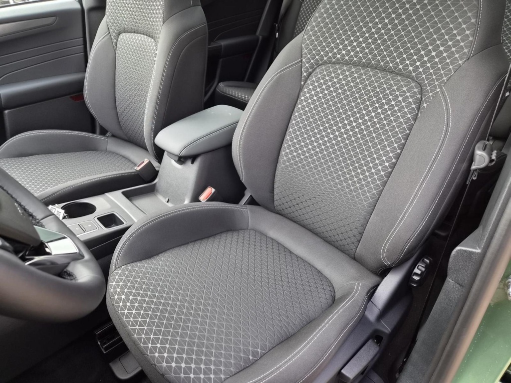 FORD Kuga Titanium 2.5 Plug-in Hybrid Gasoline 242hp - ref: 7-75270 - Photo 15