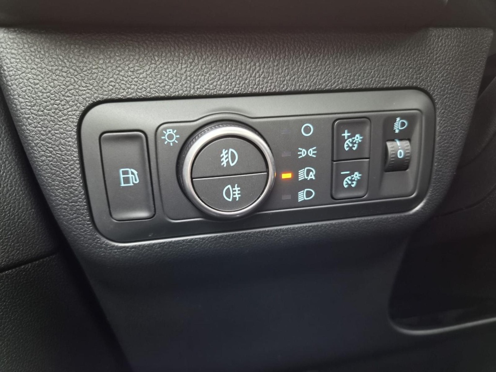 FORD Kuga Titanium 2.5 Plug-in Hybrid Gasoline 242hp - ref: 7-75270 - Photo 19