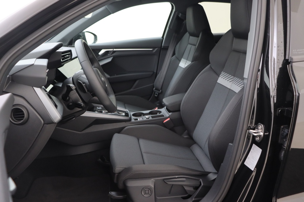 AUDI A3  Allstreet Quattro 2,0 TFSI 204 pk S-Tronic - ref: 7-75444 - Photo 13