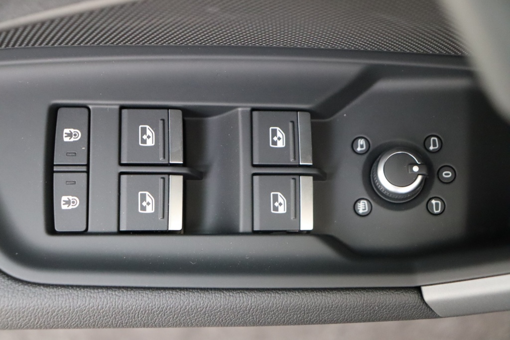 AUDI A3  Allstreet Quattro 2,0 TFSI 204 pk S-Tronic - ref: 7-75444 - Photo 18