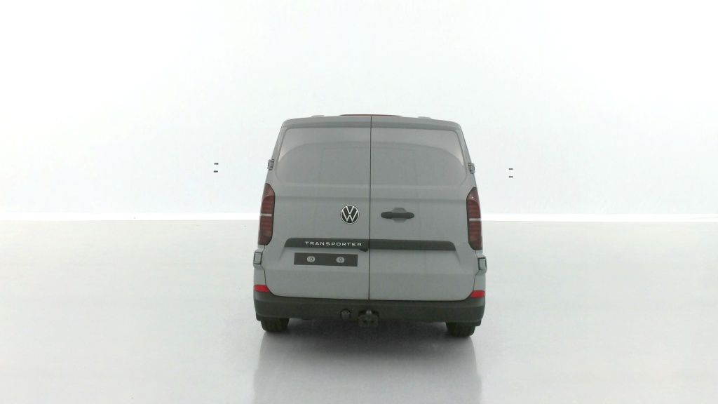 VOLKSWAGEN Transporter T7 Van L1 2.0 TDI 150ch Business BVA8 - ref: 8-GLI00007683 - Photo 17