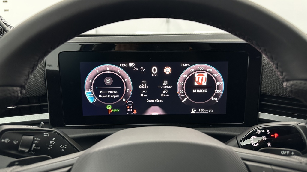 VOLKSWAGEN T-Roc 1.5 eTSI EVO2 Hybrid 150ch R-Line DSG7 - ref: 8-GLI00010017 - Photo 15