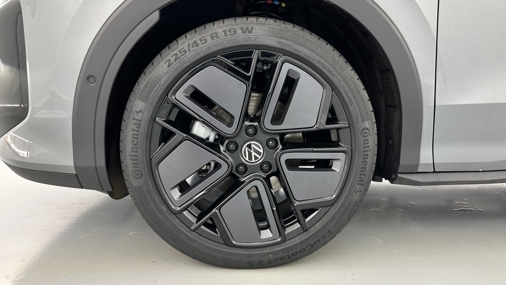 VOLKSWAGEN T-Roc 1.5 eTSI EVO2 Hybrid 150ch R-Line DSG7 - ref: 8-GLI00010020 - Photo 12