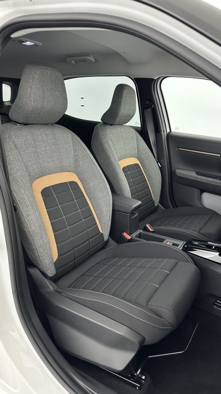 CITROEN C3 Aircross 1.2 Hybride 145ch Plus e-DCS6 - ref: 8-GLI00022953 - Photo 18