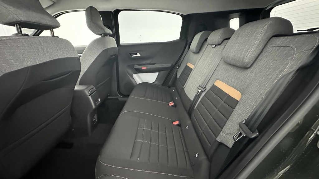 CITROEN C3 Aircross 1.2 Hybride 145ch Plus e-DCS6 - ref: 8-GLI00022957 - Photo 9